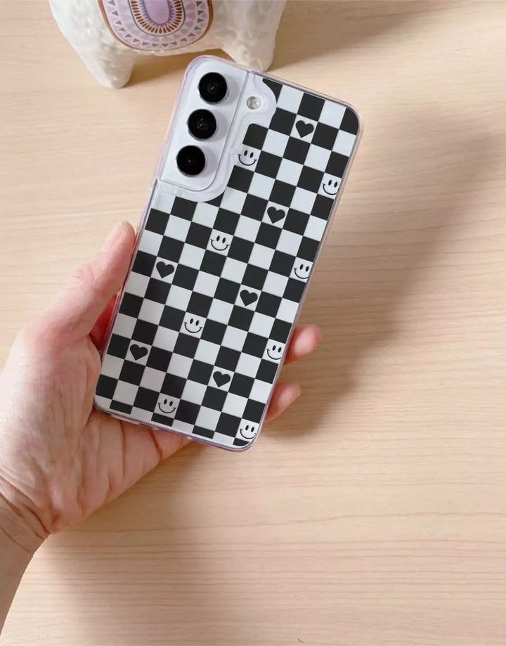 Cute Indie Black Heart Phone Case for Samsung Galaxy S24 S23 S22 S21 S20 FE Plus Aesthetic Checkered Case S20FE S21 FE S22 Ultra Case S21 Plus