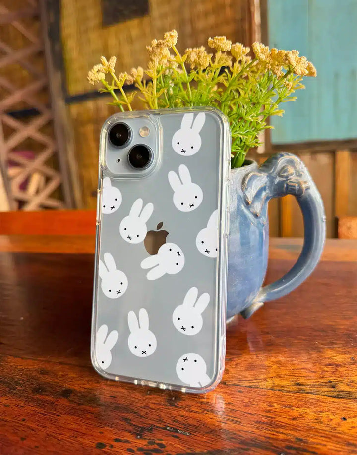 Cute Rabbit Phone Case for iPhone 15 14 13 12 11 Pro Max XR XS Aesthetic Kawaii Rabbit Case